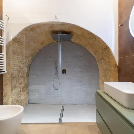 Guesthost - Petra Marina Apartment Syrakus