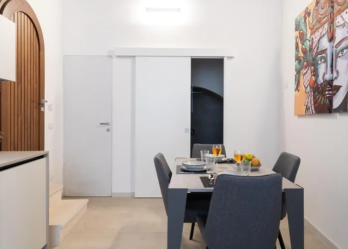 Guesthost - Petra Marina Apartment